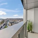 Appartamento Luxury Eurovea Tower - Danube & Castle Bratislava