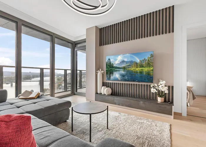 Апартаменти Luxury Eurovea Tower - Danube & Castle *