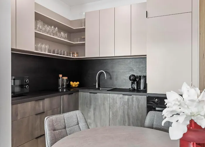 Luxury Eurovea Tower - Danube & Castle