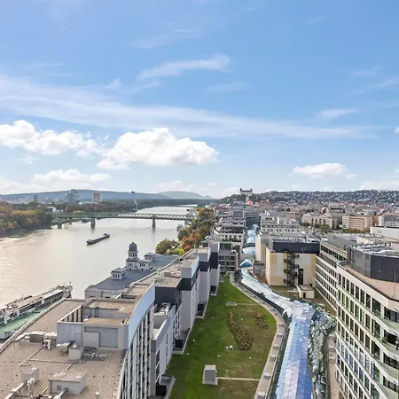 Luxury Eurovea Tower - Danube & Castle Apartmán